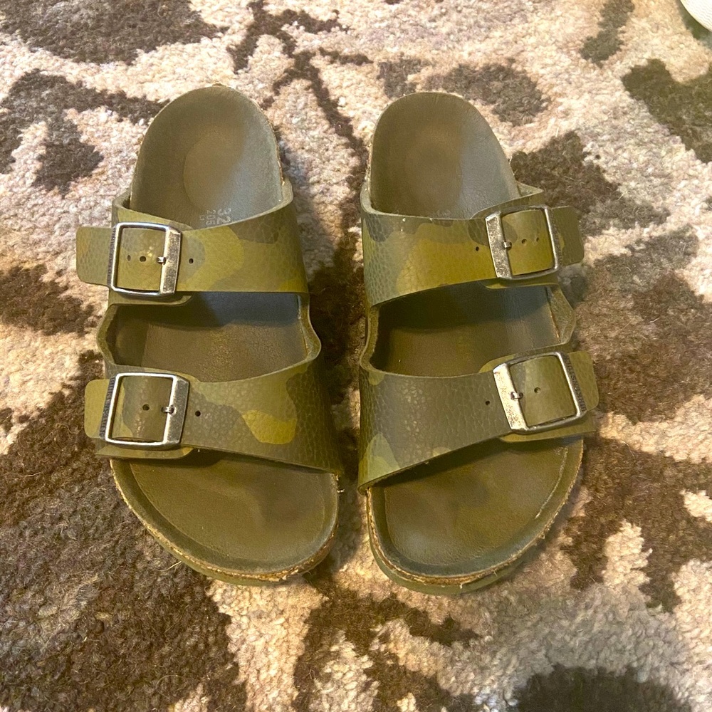 Birkenstock slides, boys, size 32, camo print